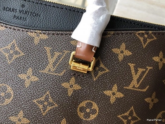 PALLAS Vuitton Louis 0821